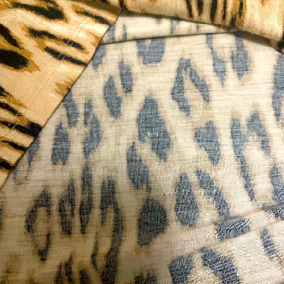 DYNAMITE LEOPARD PRINT TANK TOP - Picture 5 of 6